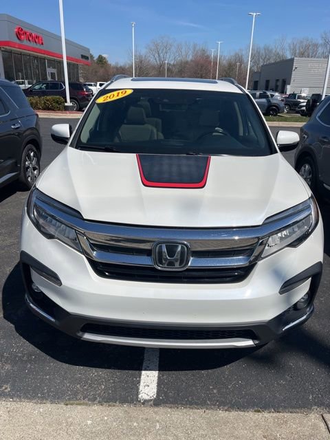 Used 2019 Honda Pilot Elite image 2