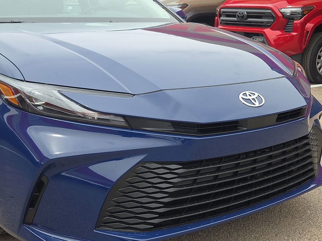 New 2026 Toyota Camry LE FWD image 7