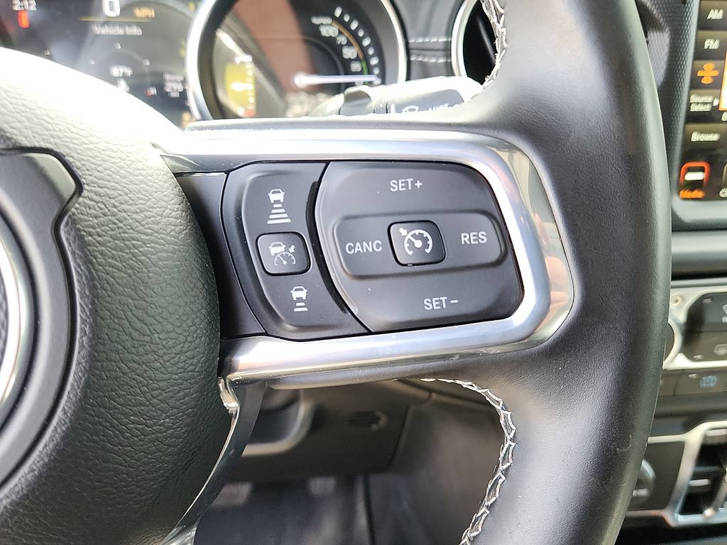 Used 2022 Jeep Wrangler Unlimited Sahara w/ Safety Group AWD/4WD image 22