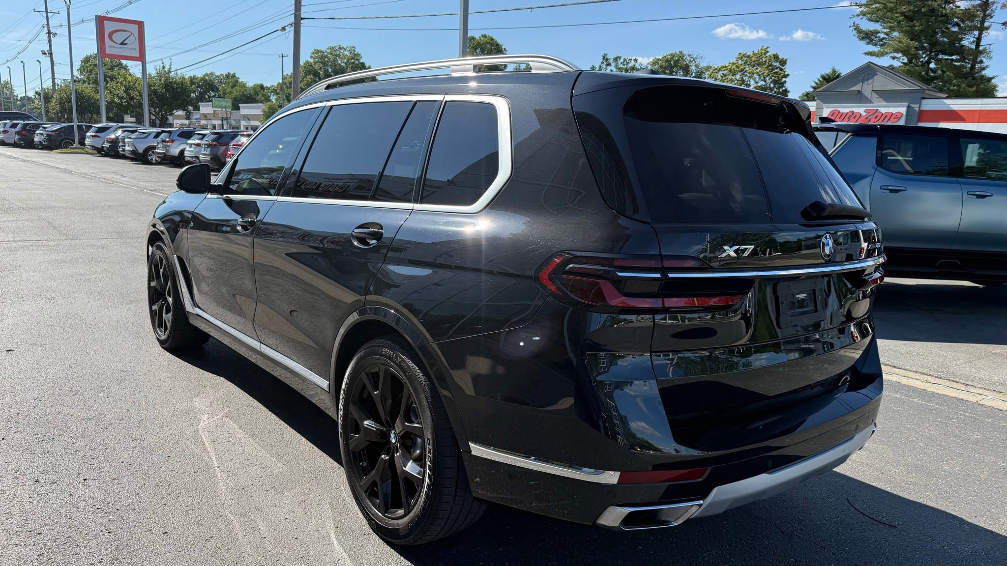 Used 2024 BMW X7 xDrive40i w/ Premium Package AWD/4WD image 40