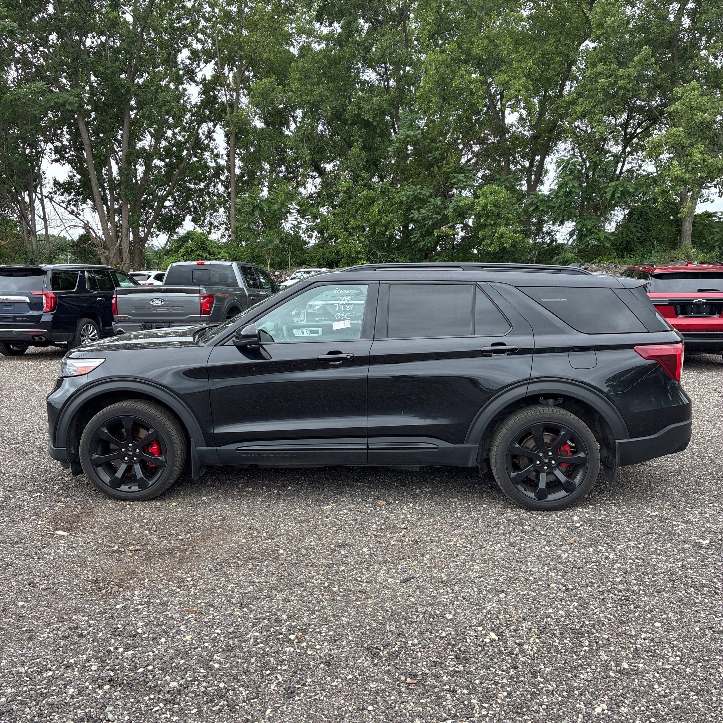 Used 2023 Ford Explorer ST w/ Technology Package AWD/4WD image 7