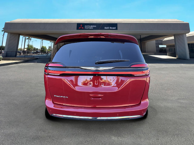Used 2025 Chrysler Pacifica Select FWD image 7