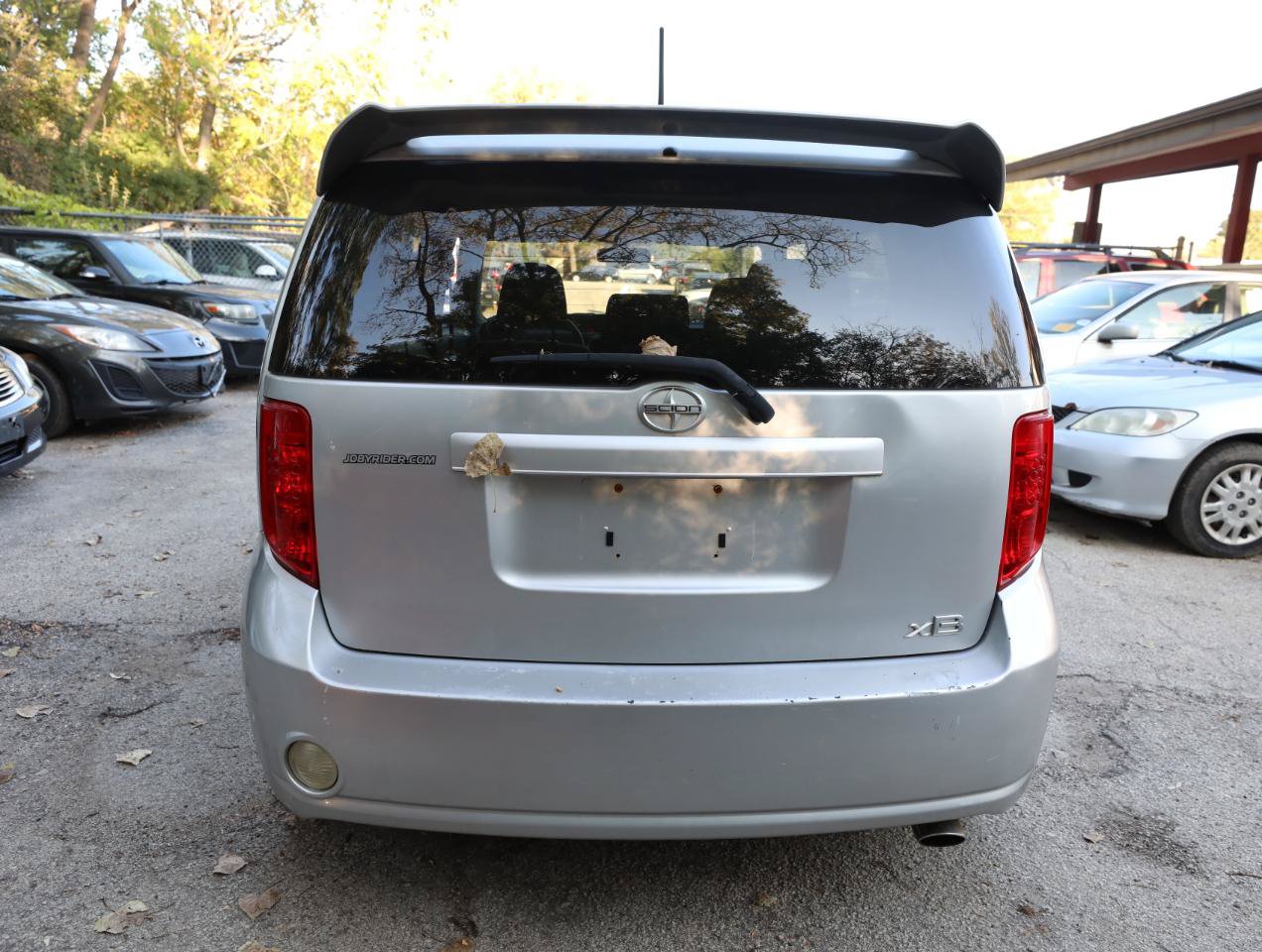 Used 2010 Scion xB FWD image 7