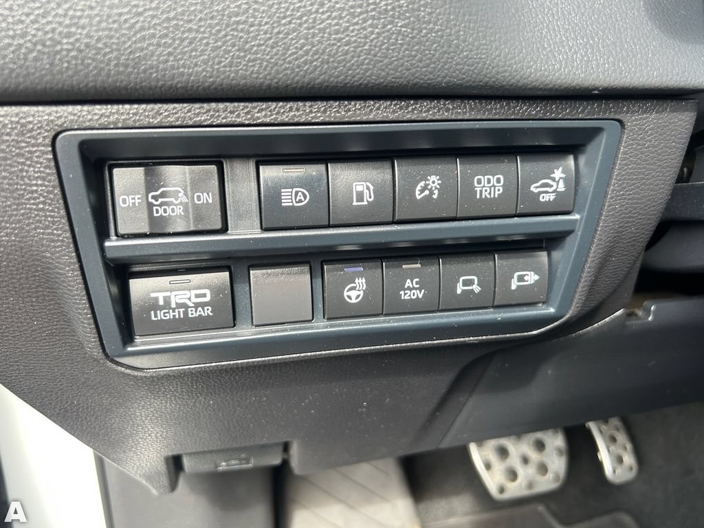 Used 2024 Toyota Sequoia TRD Pro AWD/4WD image 28