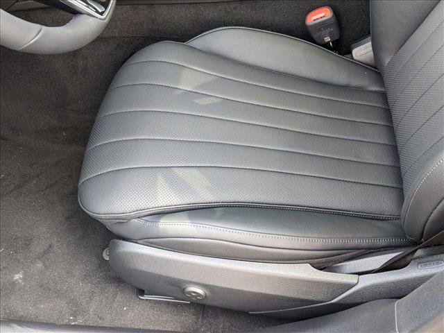 New 2025 Mercedes-Benz E 450 4MATIC All-Terrain Wagon image 4