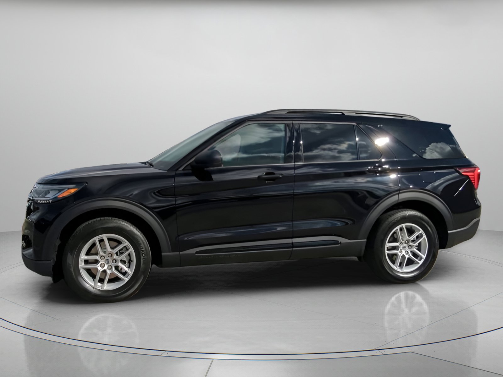New 2026 Ford Explorer Active image 14