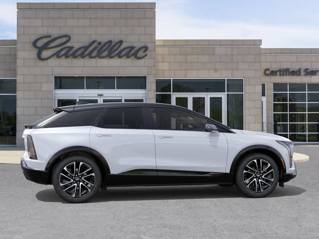 New 2027 Cadillac Optiq Sport w/ LPO, Floor Liner Package AWD/4WD image 5