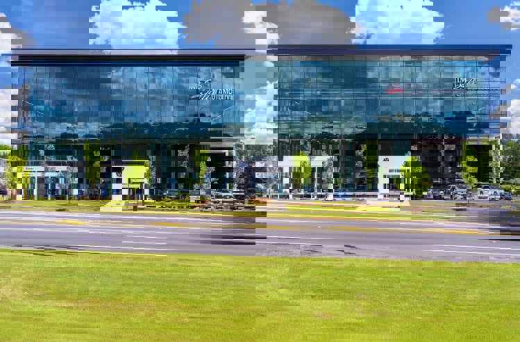 Used 2022 Volkswagen Tiguan SE image 4