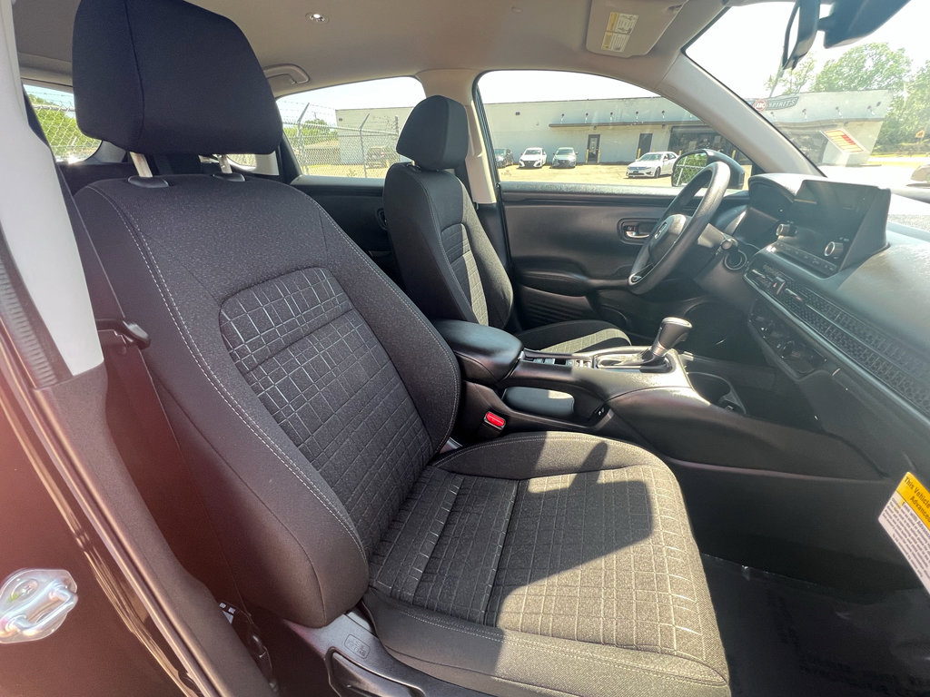Used 2024 Honda HR-V LX image 15
