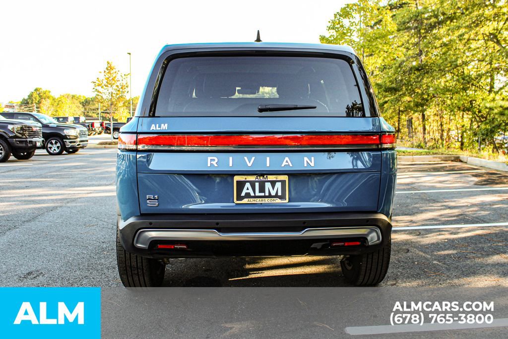 Used 2024 Rivian R1S Adventure image 10