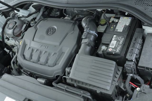 Used 2024 Volkswagen Tiguan SE image 9