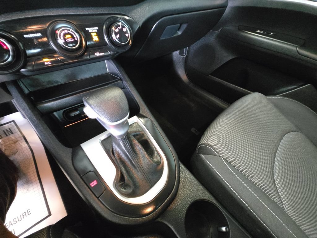 Used 2024 Kia Forte LXS FWD image 18