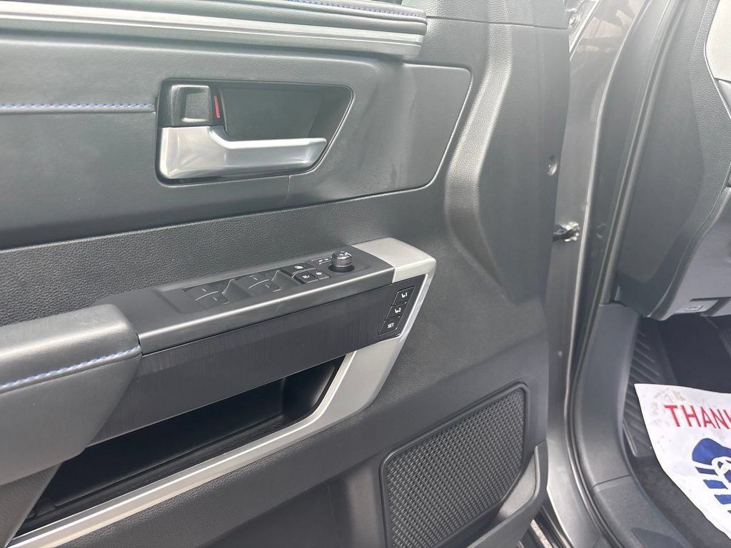 Used 2023 Toyota Tundra Platinum AWD/4WD image 29