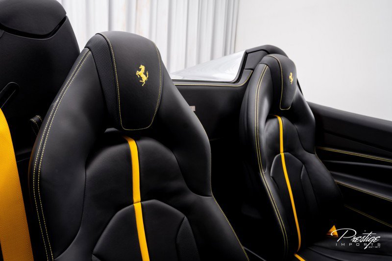 Used 2022 Ferrari F8 Tributo image 40