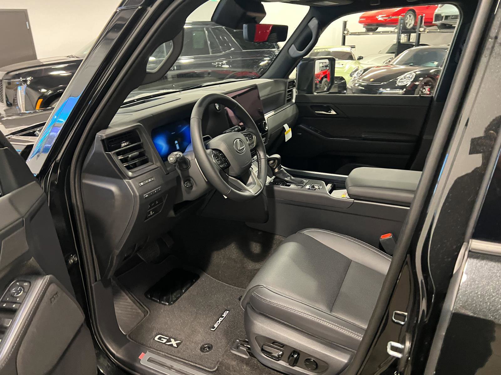Used 2026 Lexus GX 550 w/ Cold Area Package image 10