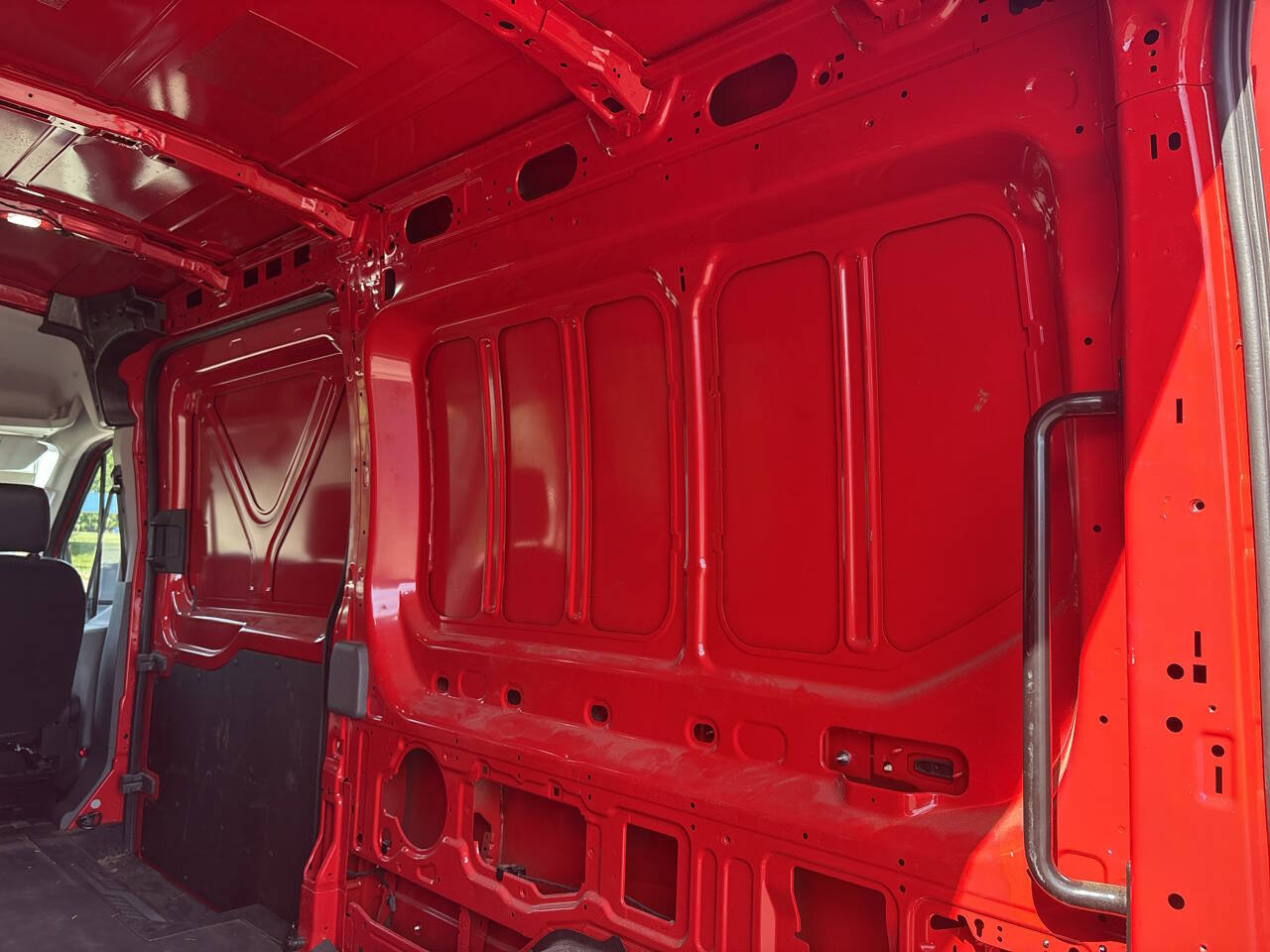 Used 2023 Ford Transit 250 Medium Roof AWD image 17