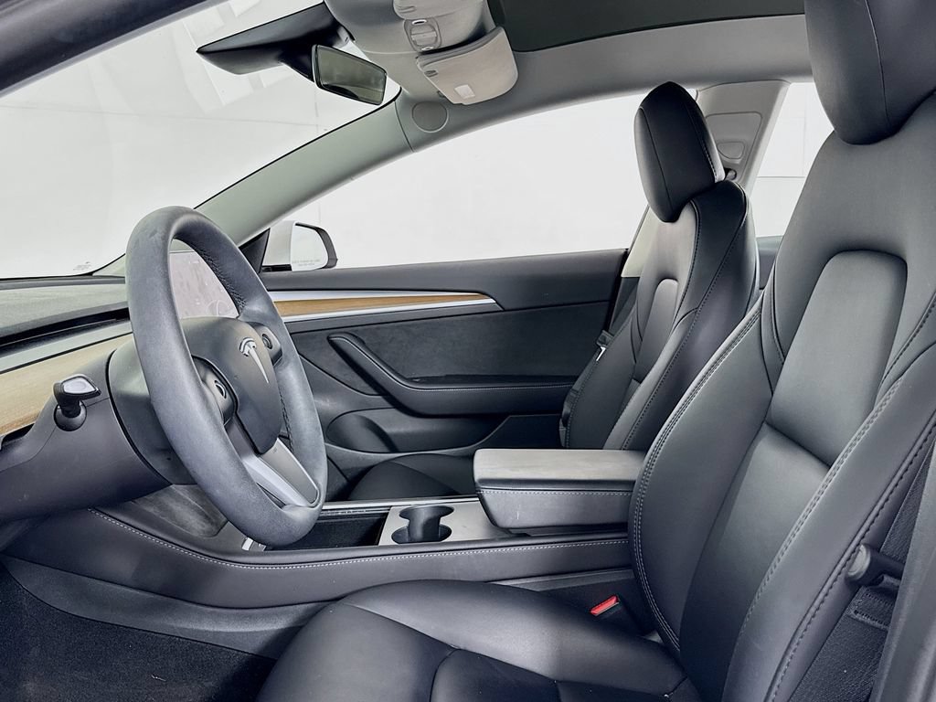 Used 2023 Tesla Model 3 Standard Range RWD image 7