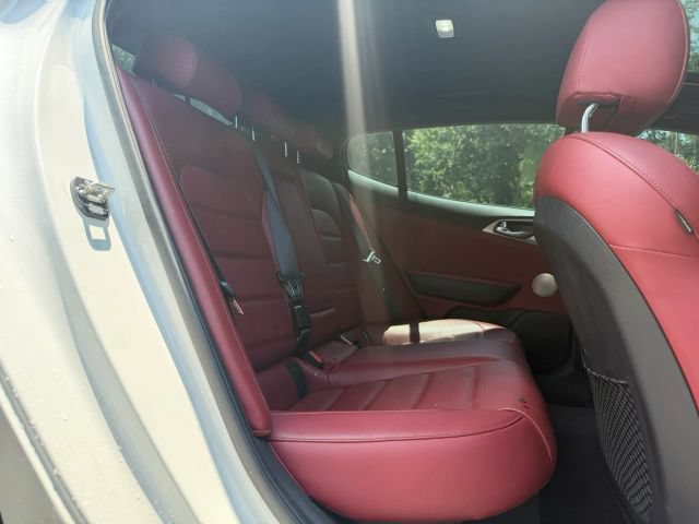 Used 2018 Kia Stinger GT2 image 12