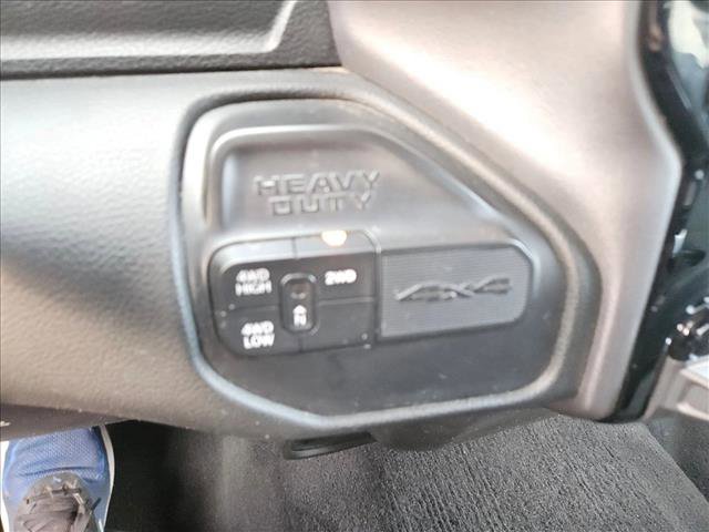 Used 2019 RAM 3500 Big Horn image 15