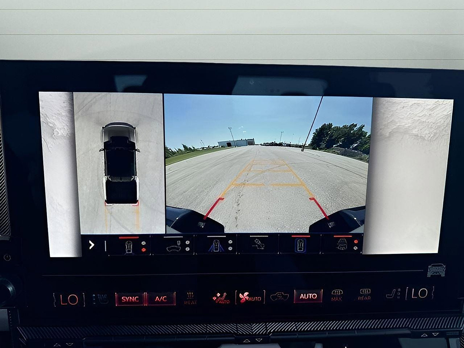 New 2025 GMC Hummer EV 3X w/ LPO, Illumination Package AWD/4WD image 19