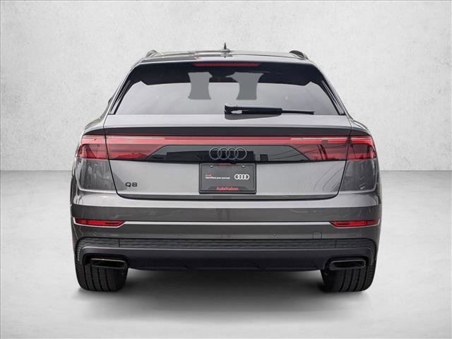 Certified 2025 Audi Q8 Prestige image 7