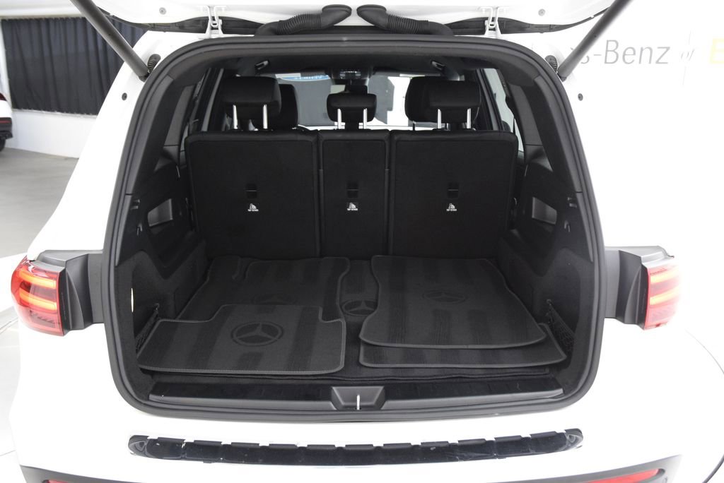 Certified 2024 Mercedes-Benz GLB 250 image 28