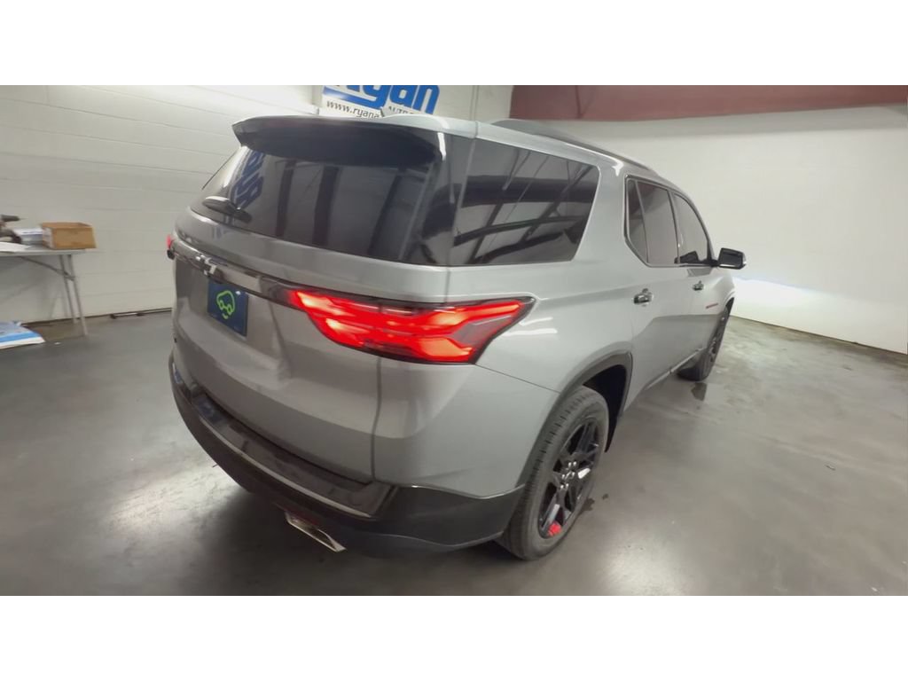 Used 2023 Chevrolet Traverse Premier w/ Redline Edition FWD image 8