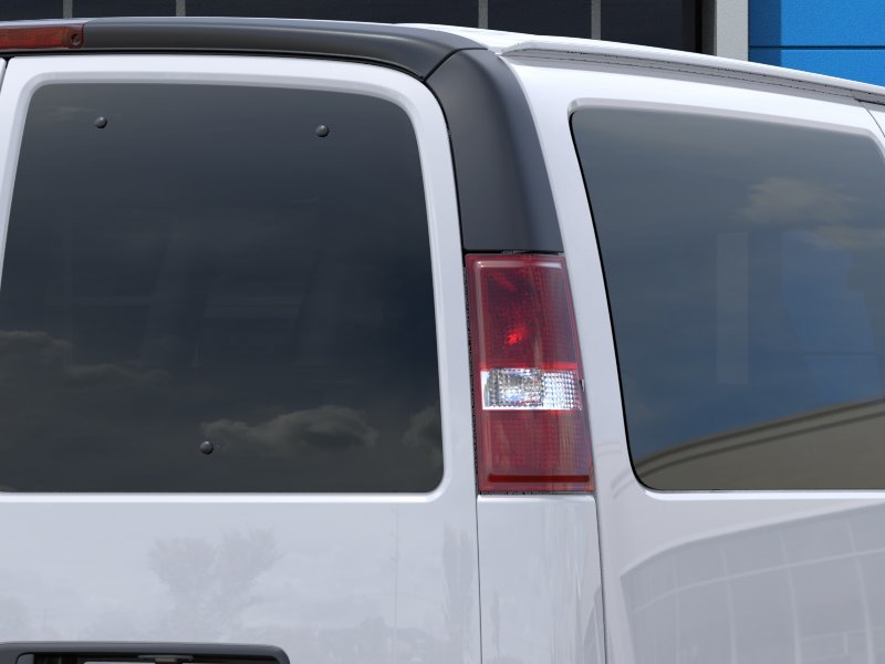 New 2027 Chevrolet Express 2500 LT RWD image 11