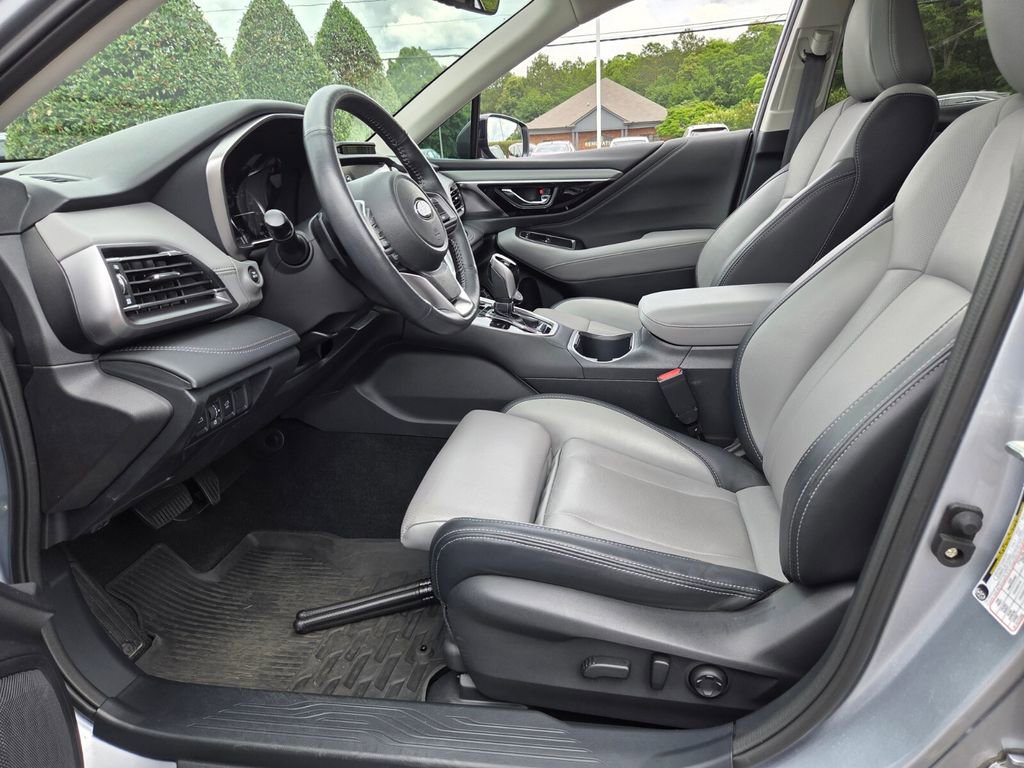 Used 2023 Subaru Outback Limited XT AWD/4WD image 5