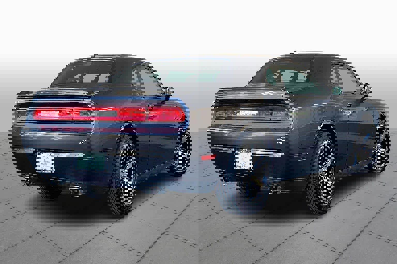 Used 2014 Dodge Challenger R/T image 13