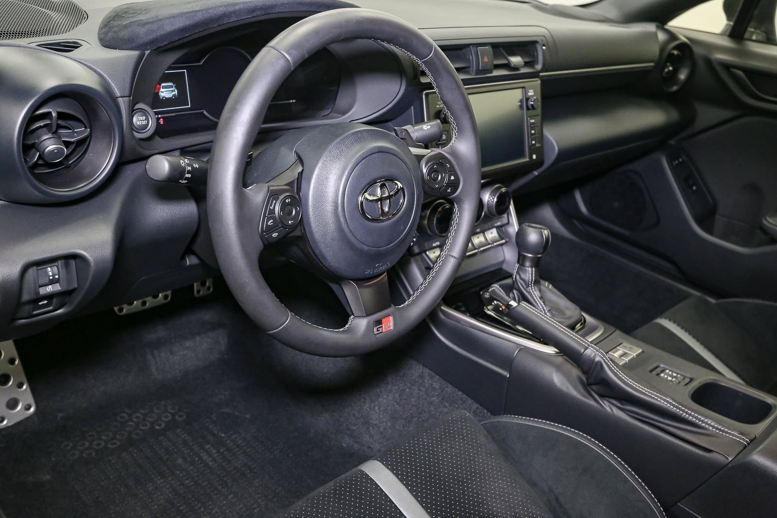 Certified 2024 Toyota GR86 Premium RWD image 23