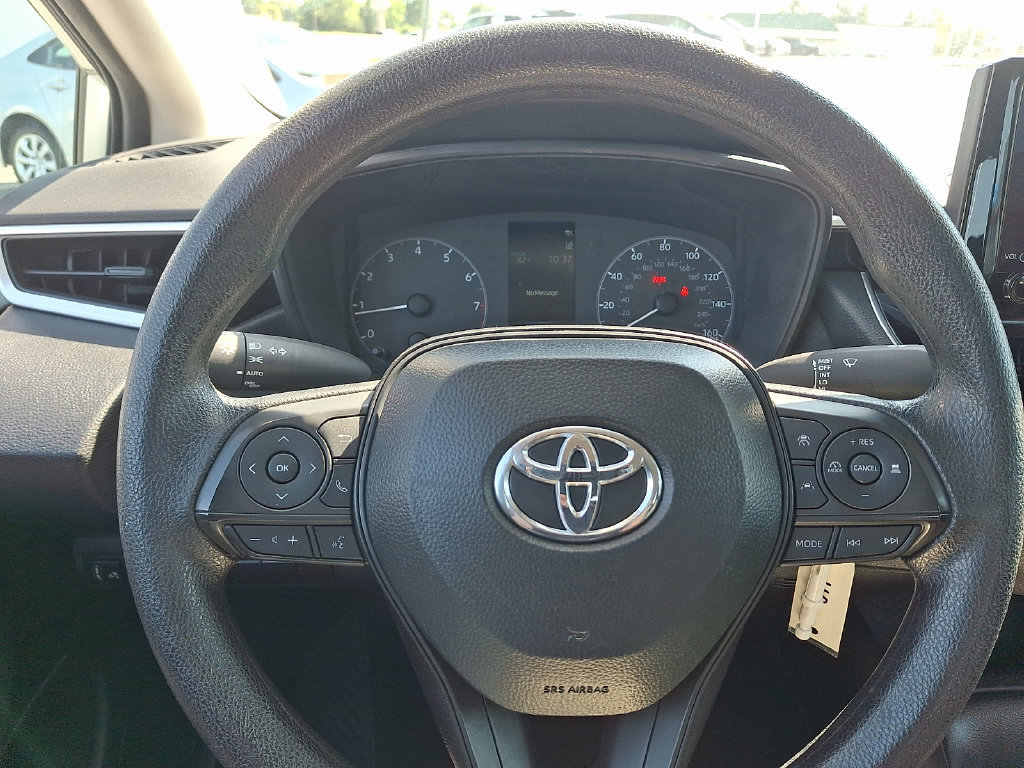 Certified 2025 Toyota Corolla LE FWD image 19