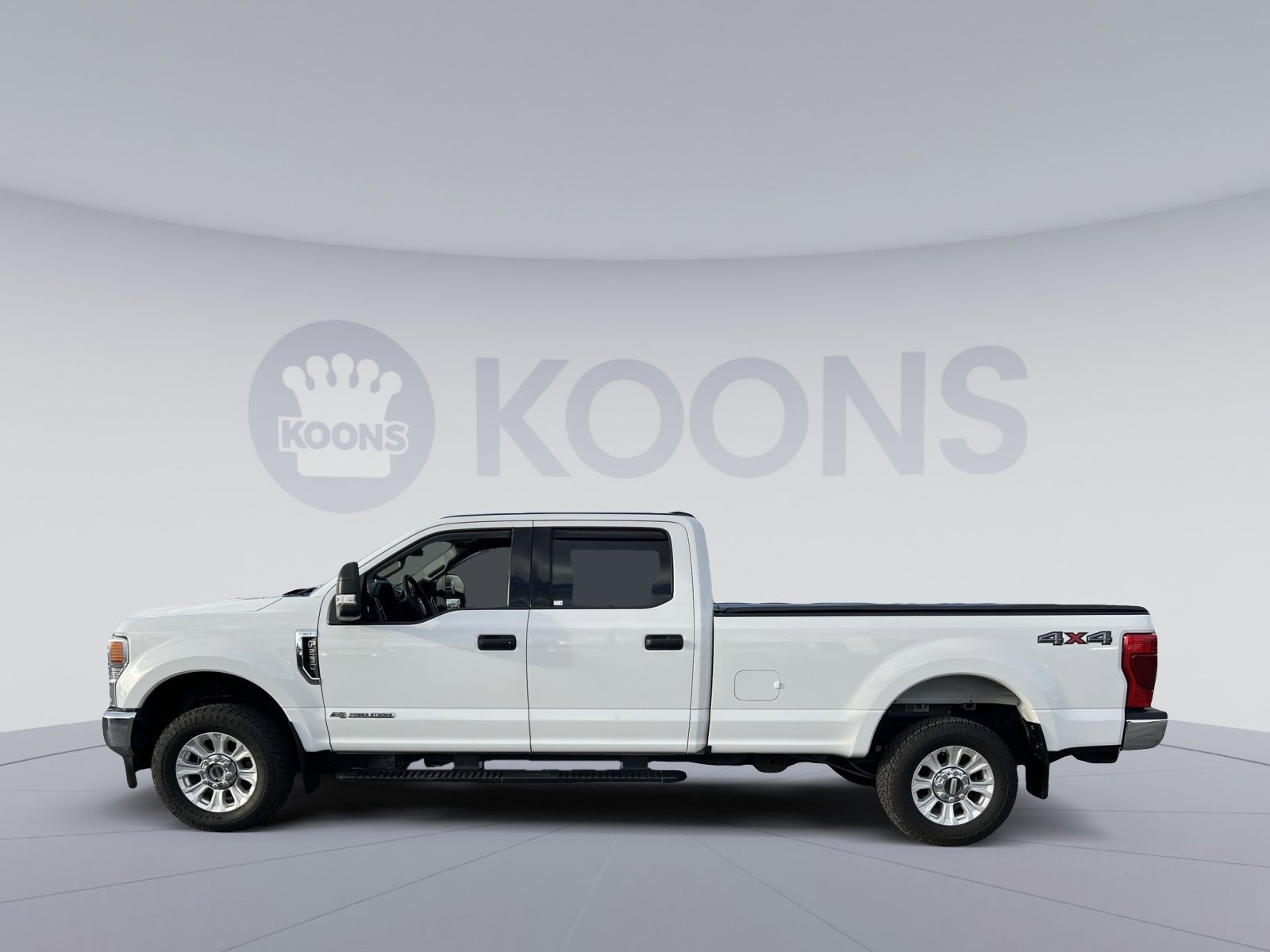 Used 2020 Ford F250 XLT image 2