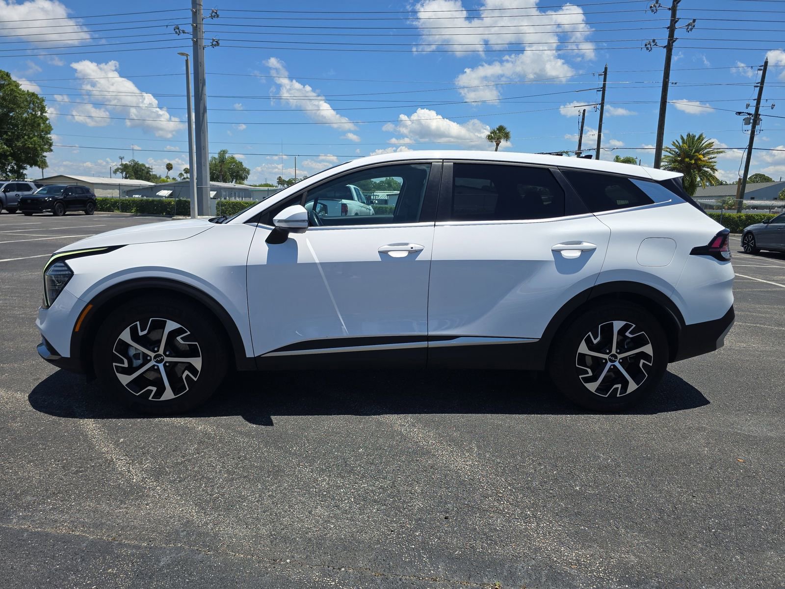 Used 2024 Kia Sportage EX FWD image 6