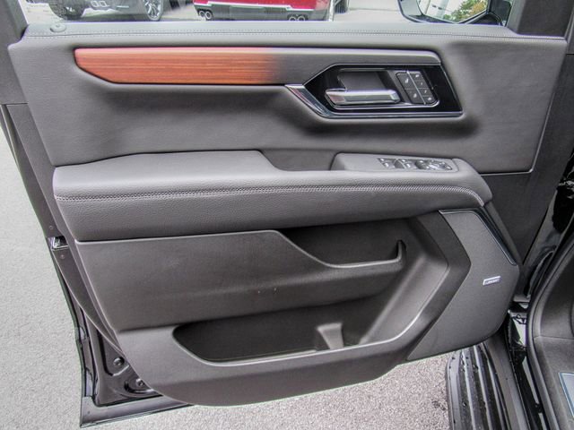 New 2026 GMC Yukon Denali image 13