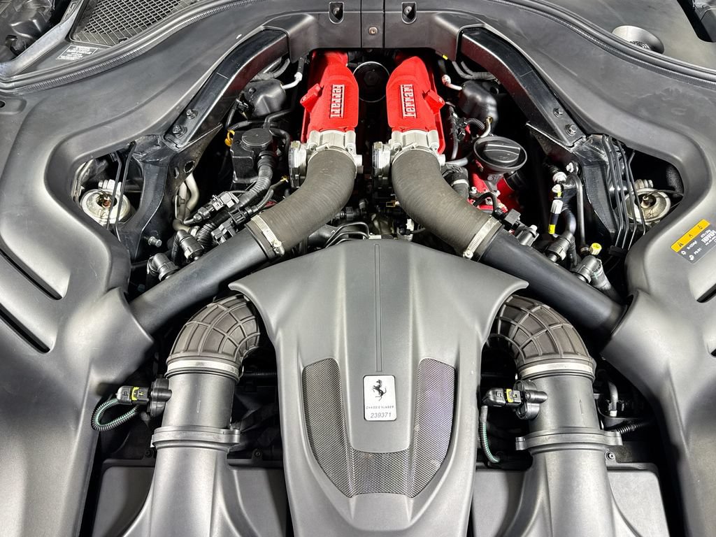 Used 2019 Ferrari Portofino RWD image 5
