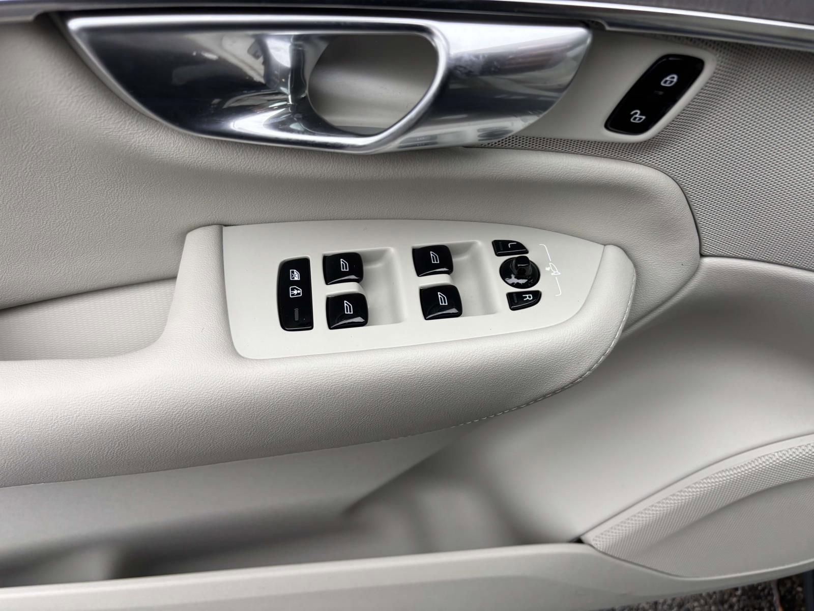 New 2026 Volvo XC90 T8 Ultra w/ Protection Package Premier AWD/4WD image 33