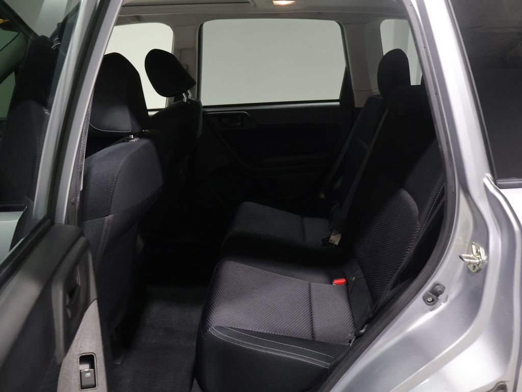 Used 2018 Subaru Forester 2.5i Premium AWD/4WD image 18