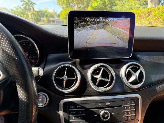 Used 2019 Mercedes-Benz CLA 250 image 18