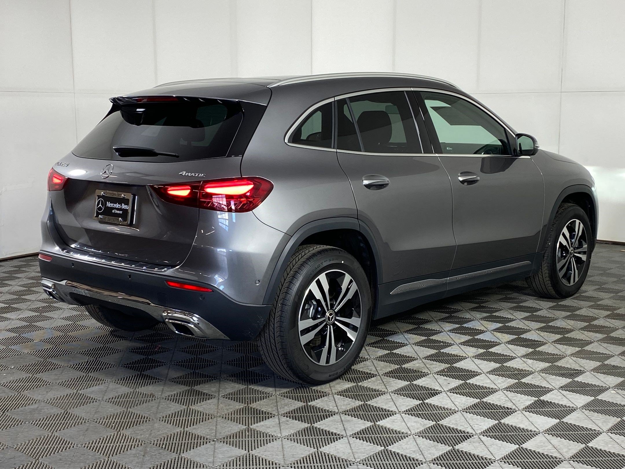Used 2026 Mercedes-Benz GLA 250 4MATIC image 9