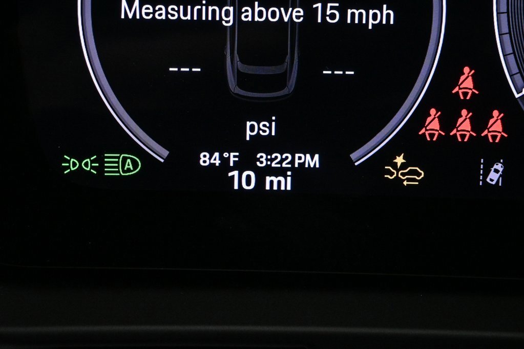 Certified 2025 Porsche Cayenne Coupe image 9