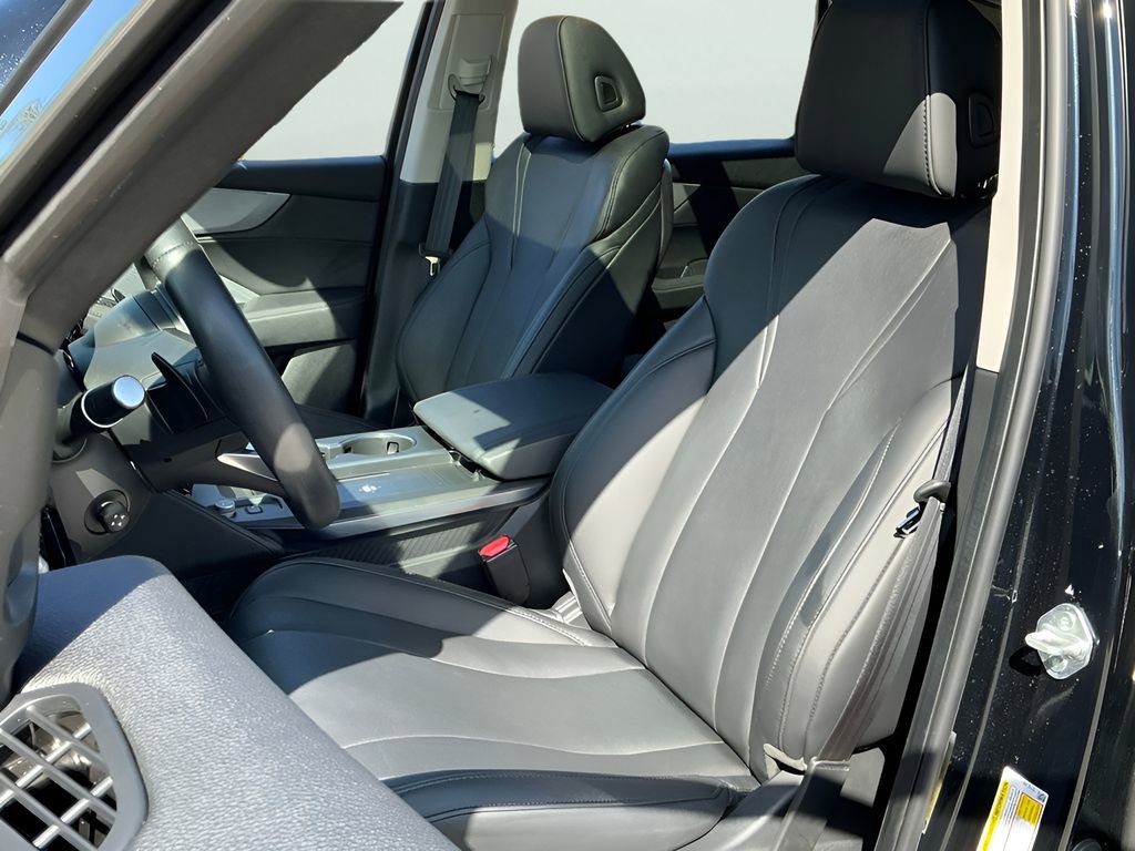 Used 2025 Acura MDX FWD image 25