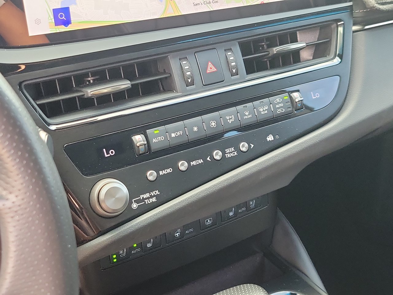 Used 2024 Lexus ES 350 F Sport w/ Accessory Package (Z2) FWD image 26