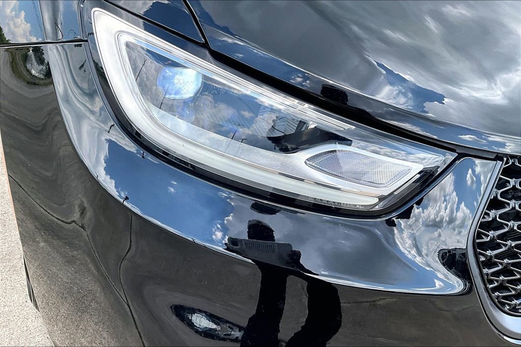 New 2025 Chrysler Pacifica Premium image 16
