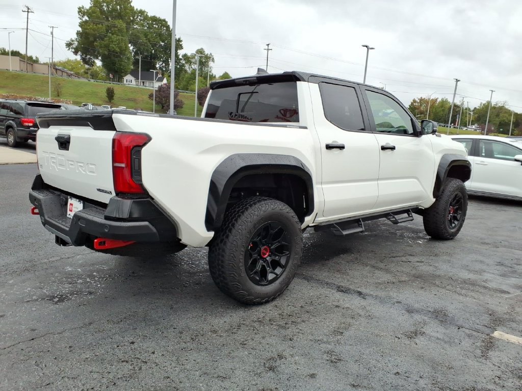 Certified 2025 Toyota Tacoma TRD Pro AWD/4WD image 25