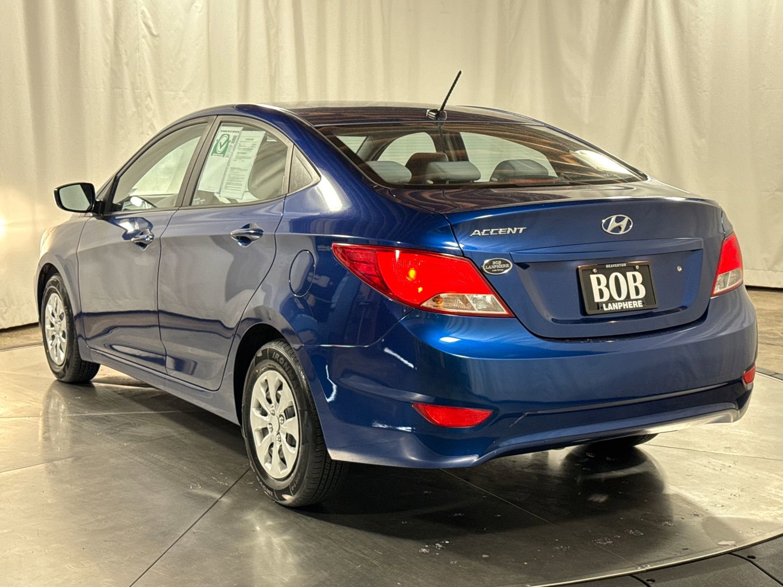 Used 2016 Hyundai Accent SE FWD image 9