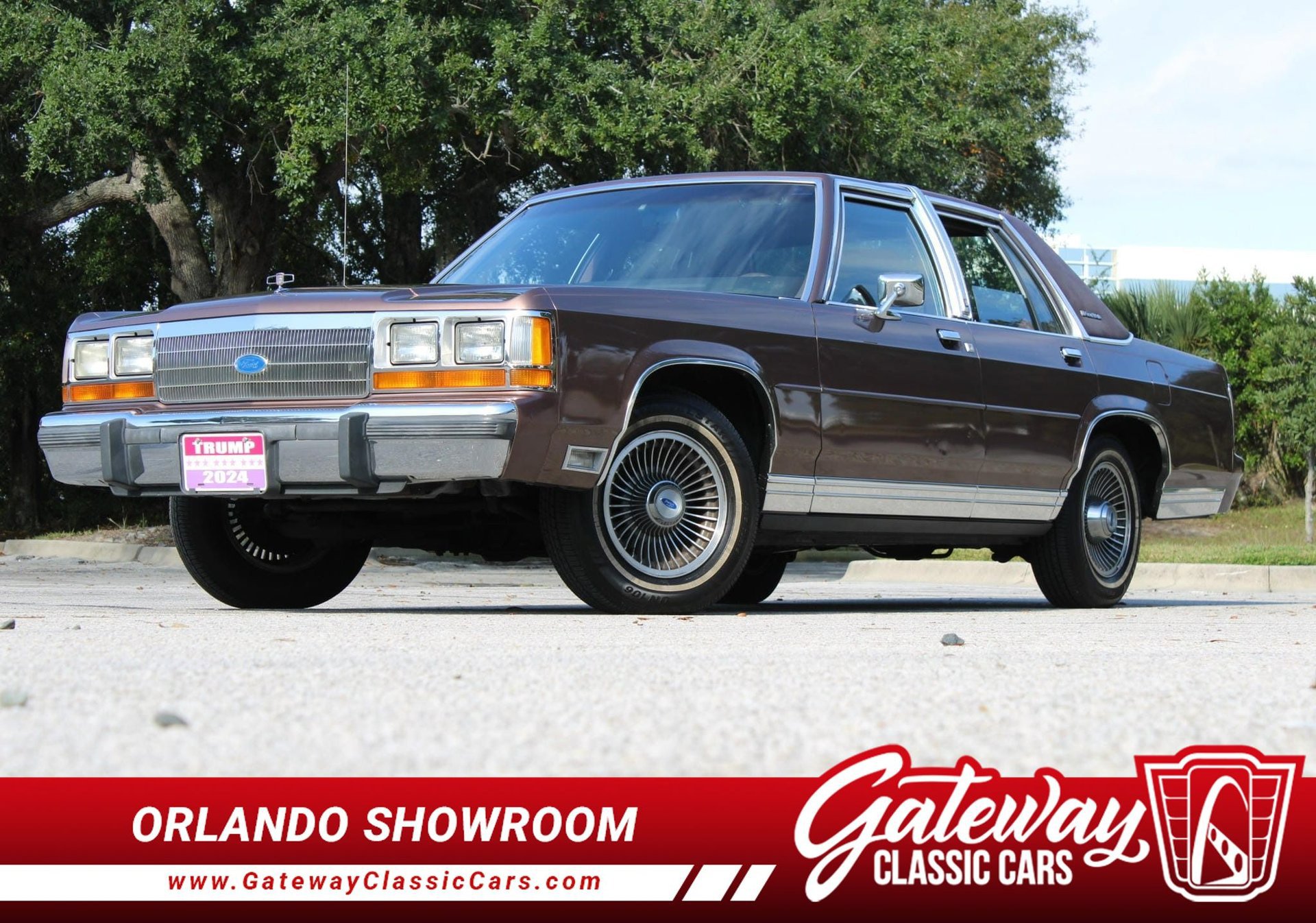 Used 1989 Ford LTD Crown Victoria image 1