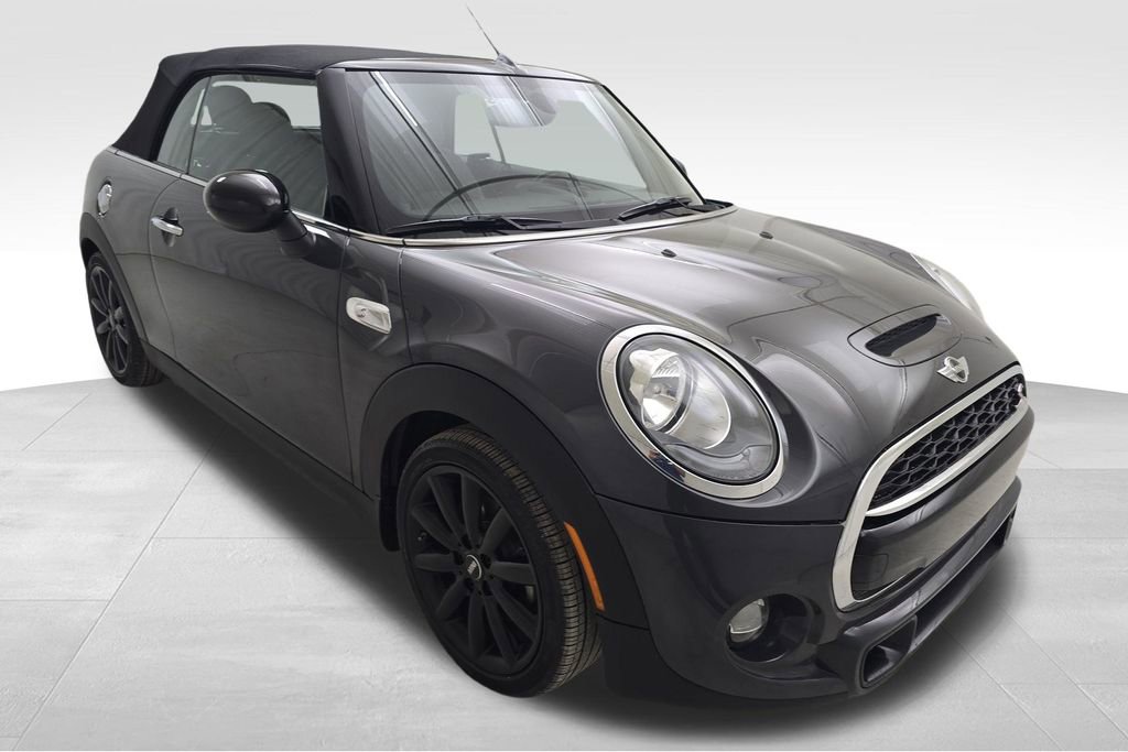 Used 2018 MINI Cooper S image 2