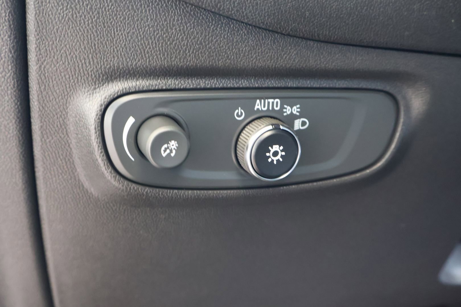 Used 2024 Chevrolet Equinox LT image 20
