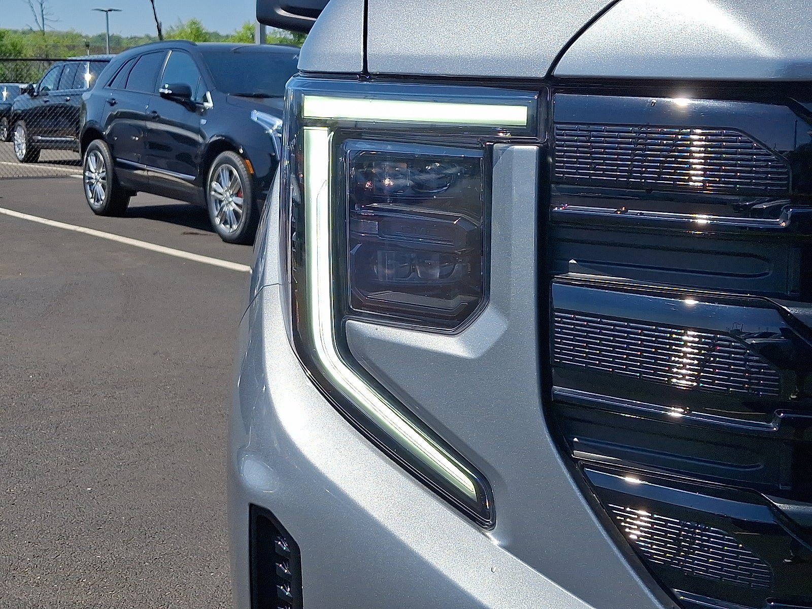 Used 2025 GMC Sierra 1500 Elevation AWD/4WD image 9